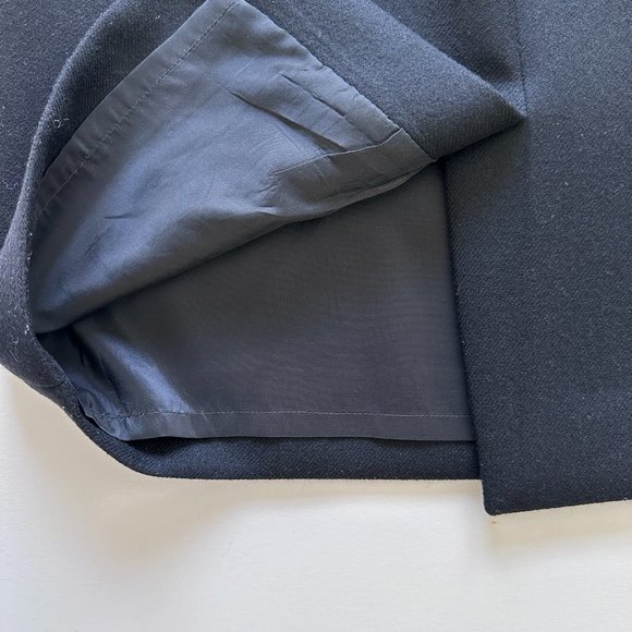 Black Wool J Crew Pencil Skirt w/ Vent Freshly Drycleaned - Picture 4 of 5